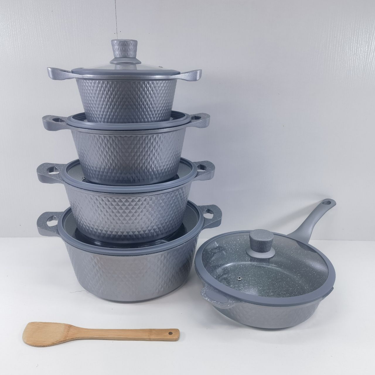 Bosch 11pc Cookware with Silicone Lid Covers